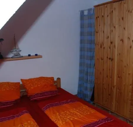 Poseidon Apartment *